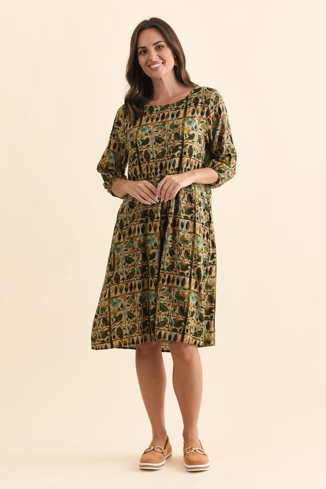 Nicolette Green Motif Cotton Blend Sleeved Dress,Brunette model,alt text|model:MJ image 7
