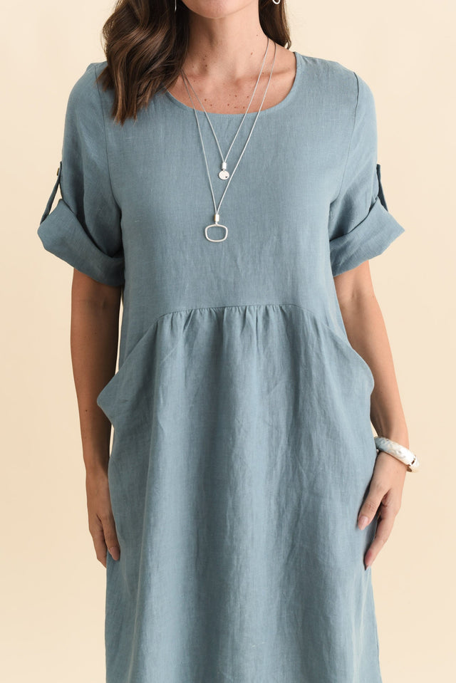 alt text|model:MJ image 5