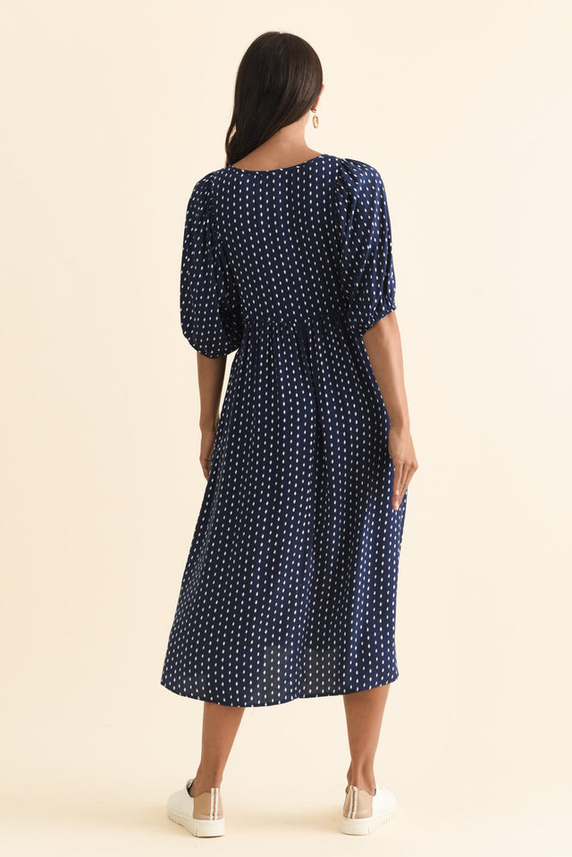 alt text|model:Cara image 5