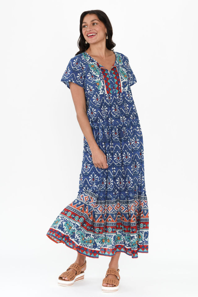 alt text|model:Brontie image 3