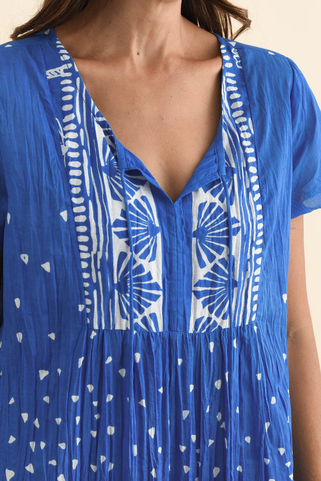 alt text|model:Cara image 6