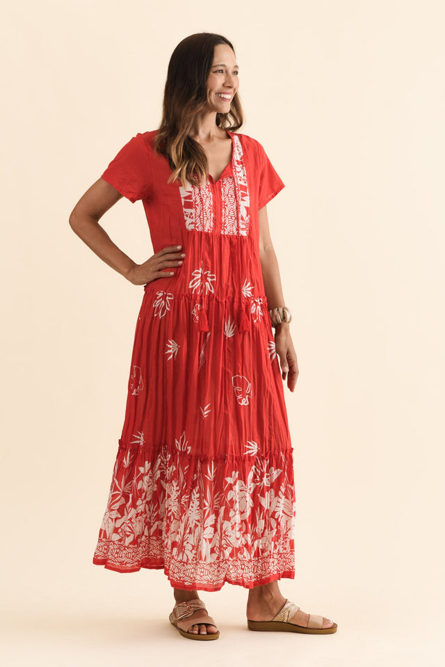 alt text|model:Cara image 3