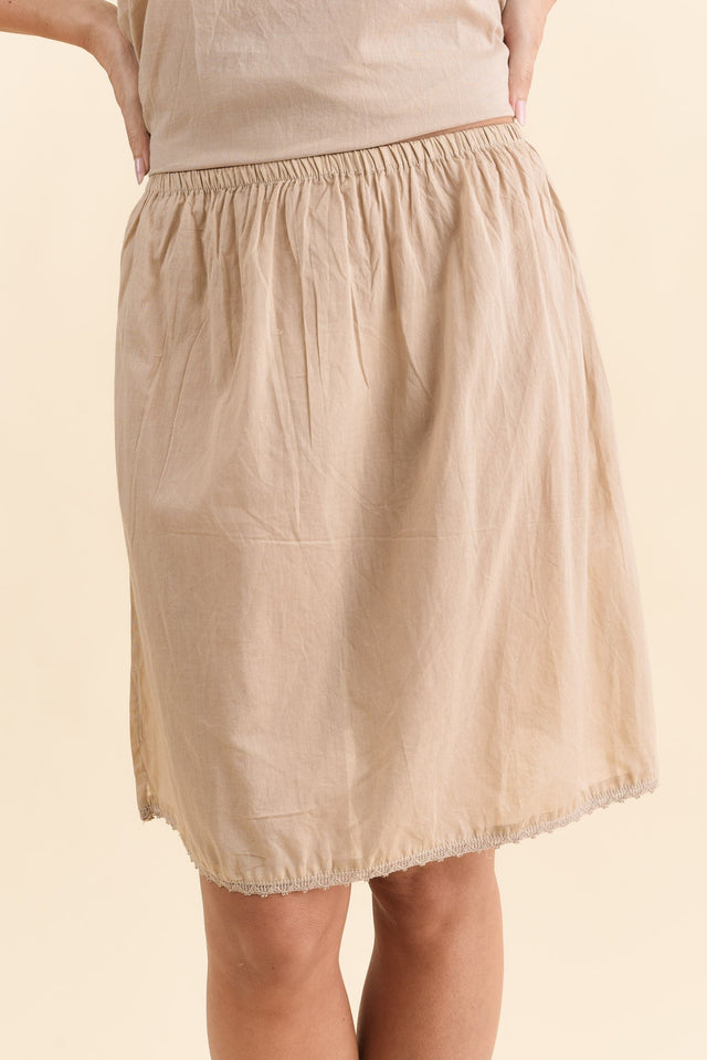 Nude Cotton Slip Skirt,Brunette model,alt text|model:MJ image 6