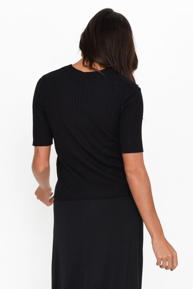 Olivia Black Bamboo Knit Tee,Brunette model,alt text|model:Brontie image 6