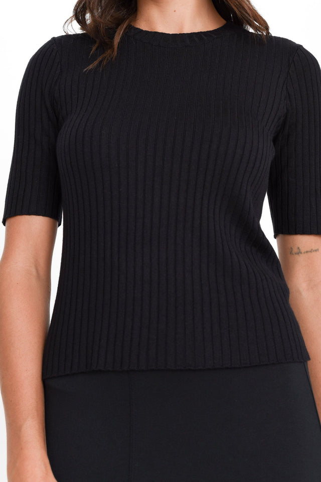 Olivia Black Bamboo Knit Tee,Brunette model,alt text|model:Brontie image 5