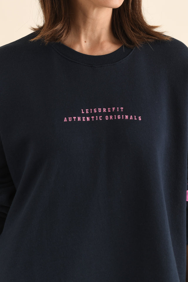 Origin Navy Cotton Crewneck Sweatshirt,Detail,Brunette model,alt text|model:Cara image 5