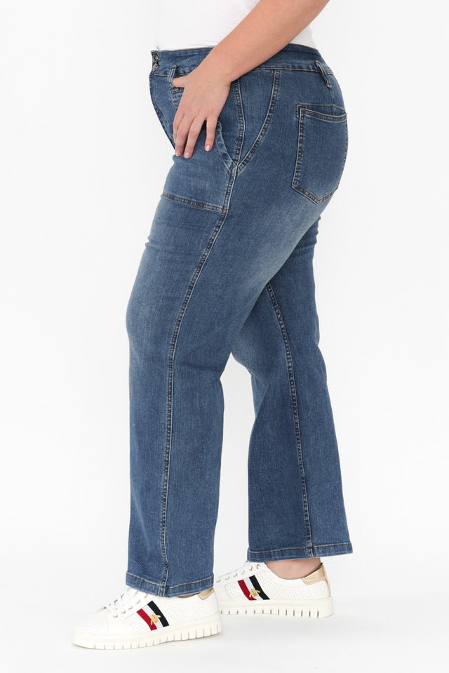 alt text|model:Caitlin image 10