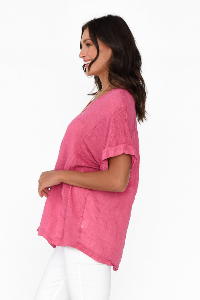 Oversized Anna Pink Linen Tee,Brunette model,alt text|model:Brontie image 3