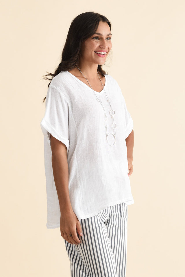 alt text|model:Brontie image 4