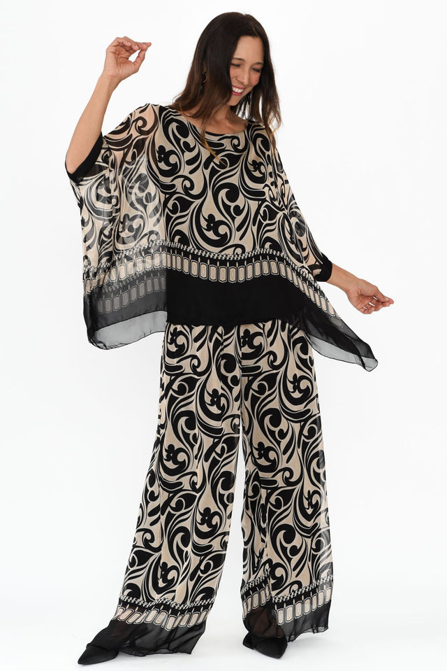 alt text|model:Cara image 7