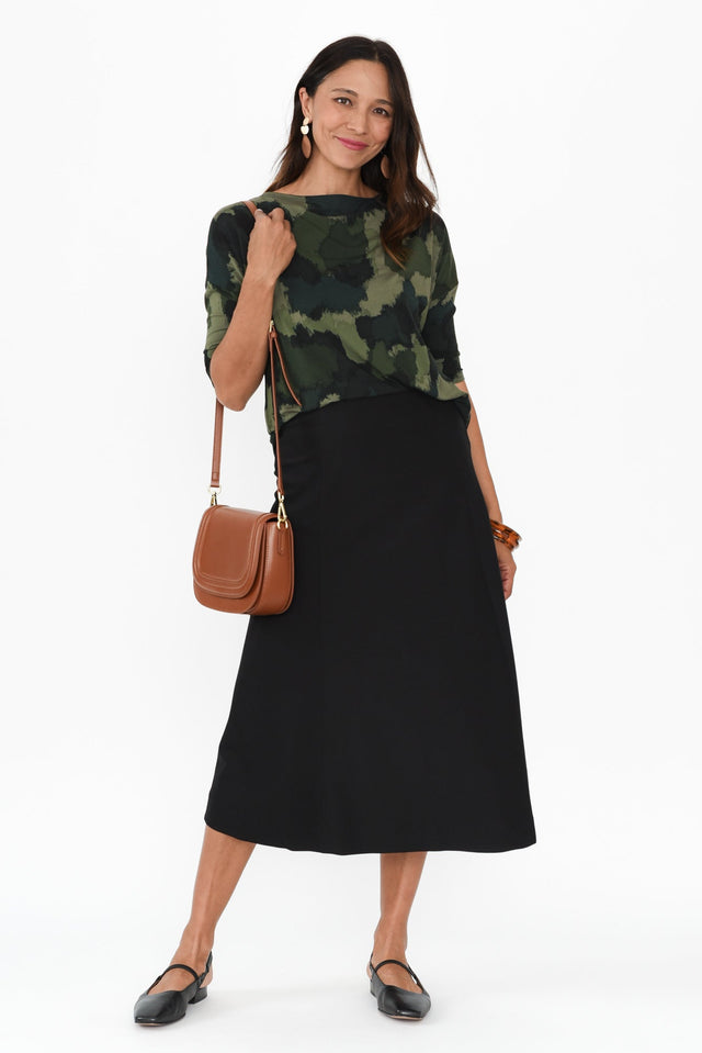 alt text|model:Cara image 3