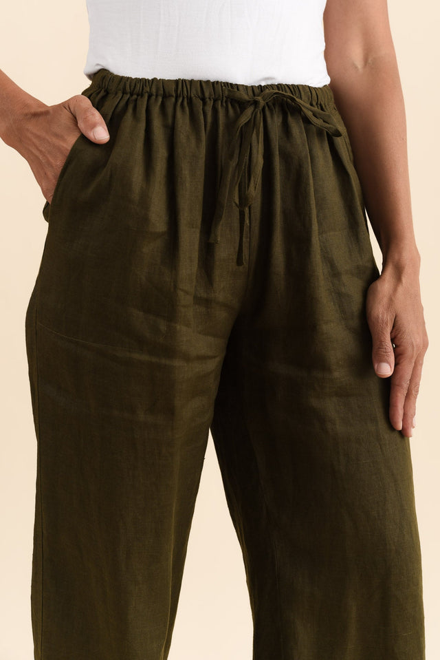 alt text|model:Cara image 6