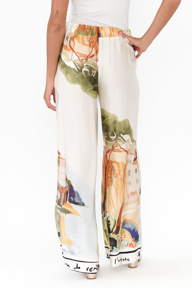 alt text|model:Brontie image 5