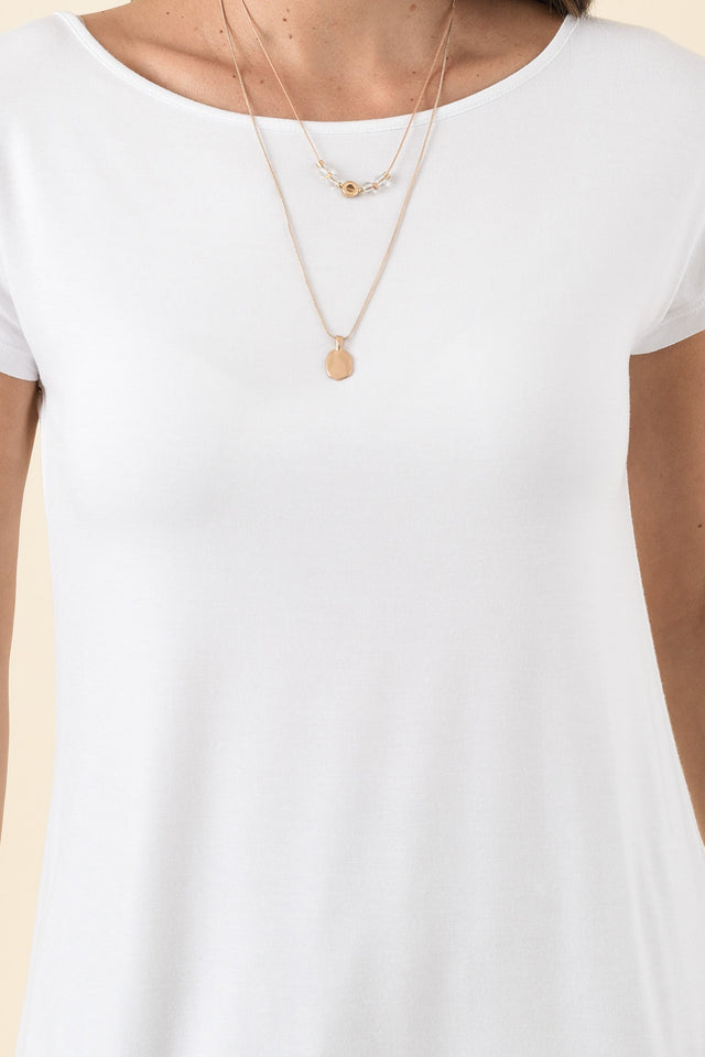 Pia White Bamboo Boatneck Tee,Brunette model,alt text|model:MJ image 5