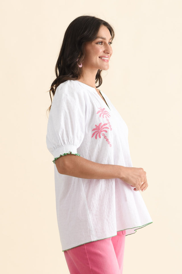 alt text|model:Brontie image 4