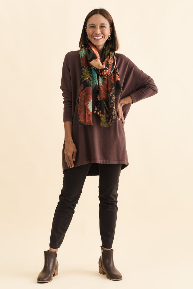 Piper Brown V Neck Knit Jumper,Brunette model,alt text|model:Cara image 4