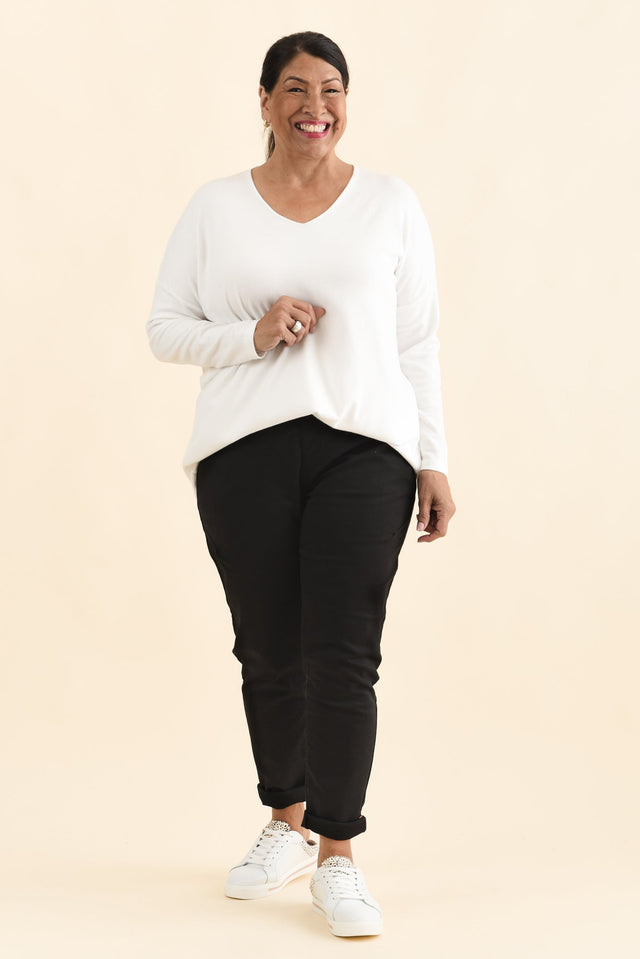 Margo Black Drawstring Pants,Brunette model,alt text|model:Pilita image 9