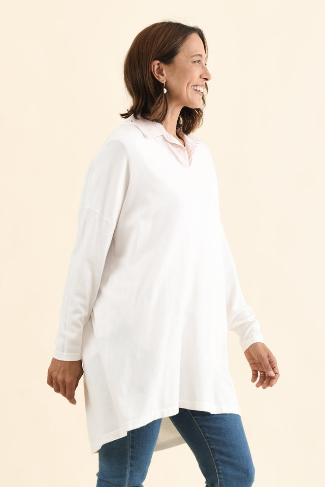 Piper White V Neck Knit Jumper,Side,Brunette model,alt text|model:Cara image 5