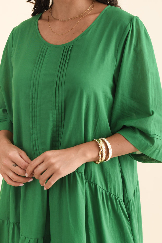 alt text|model:Brontie image 6