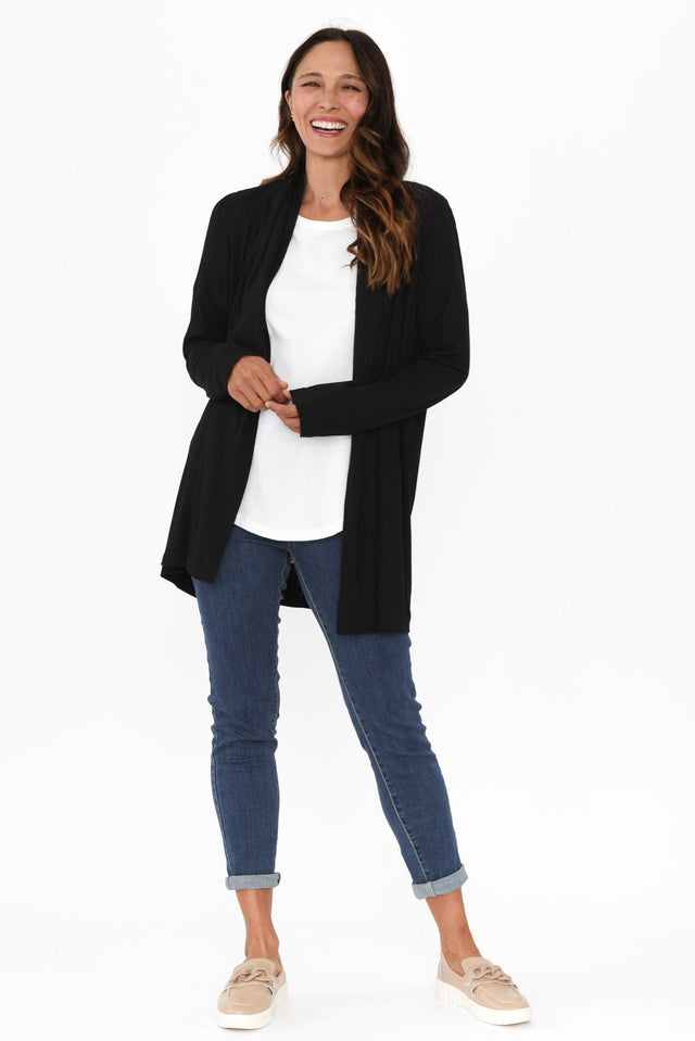 alt text|model:Cara image 7