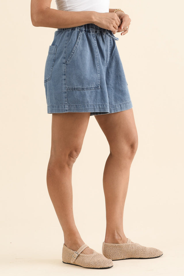 Quinn Blue Denim Pocket Shorts,brunette model,Side of Outfit,alt text|model:Cara image 3