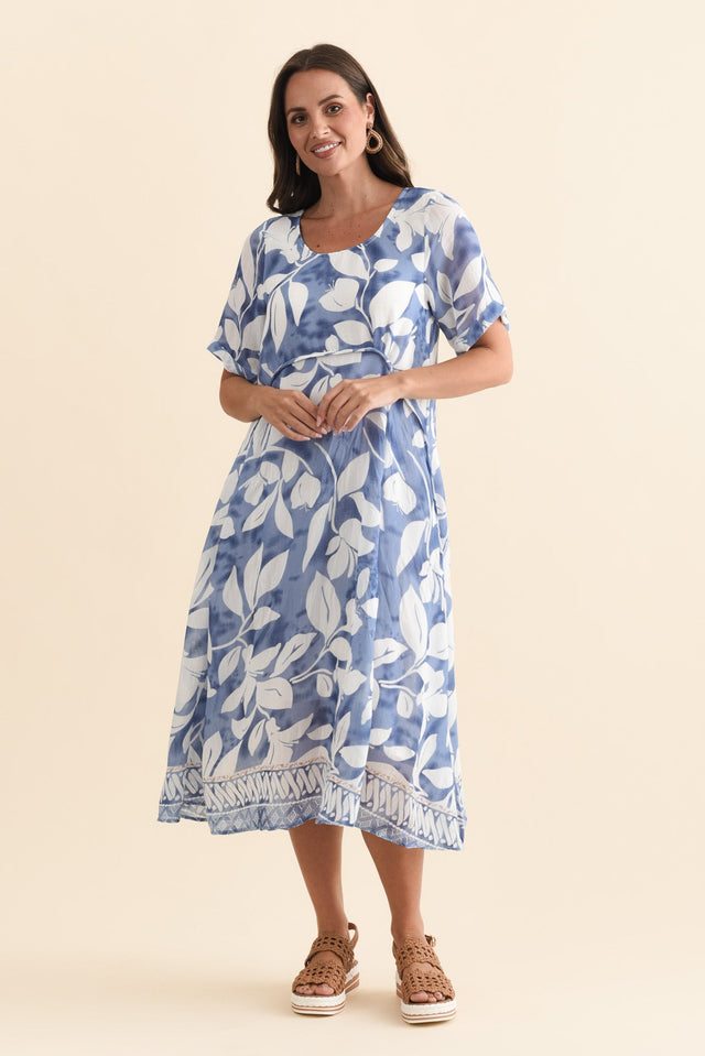 alt text|model:MJ image 3