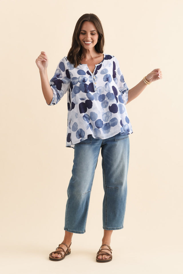 alt text|model:MJ image 6