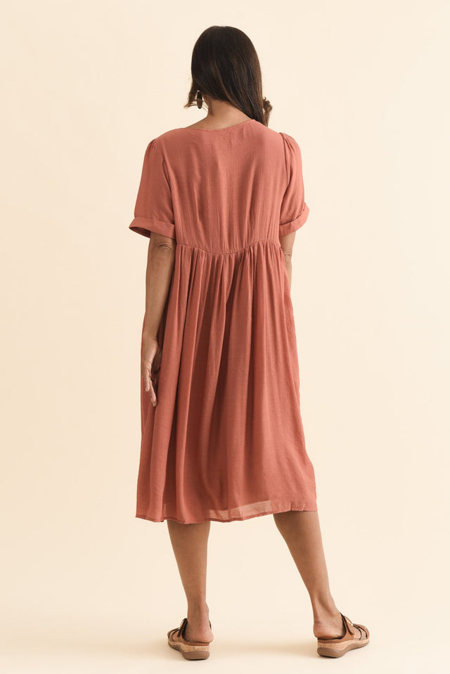 alt text|model:Cara image 5