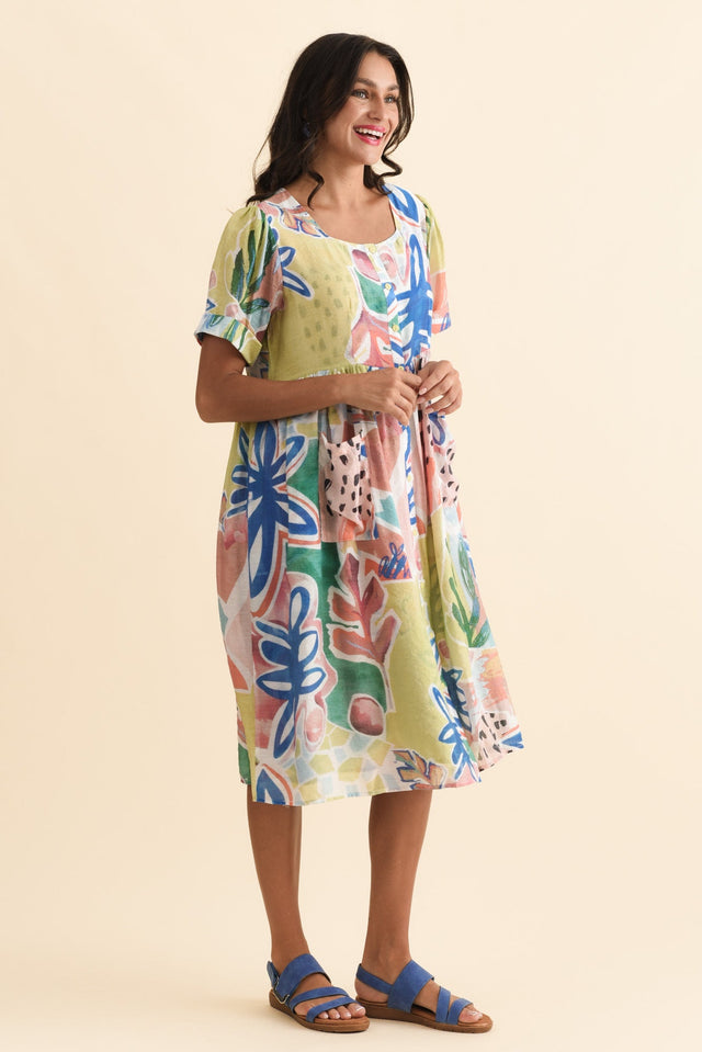 Rayna Blue Flower Button Dress,Brunette model,alt text|model:Brontie image 5