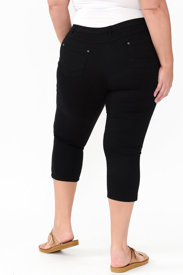 Reed Black Stretch Cotton Capri Pants,Blonde model,alt text|model:Caitlin image 11