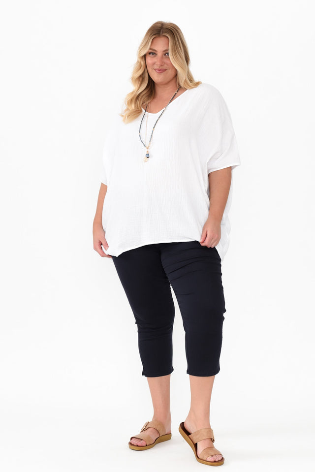 Reed Navy Stretch Cotton Capri Pants,Blonde model,alt text|model:Caitlin image 10