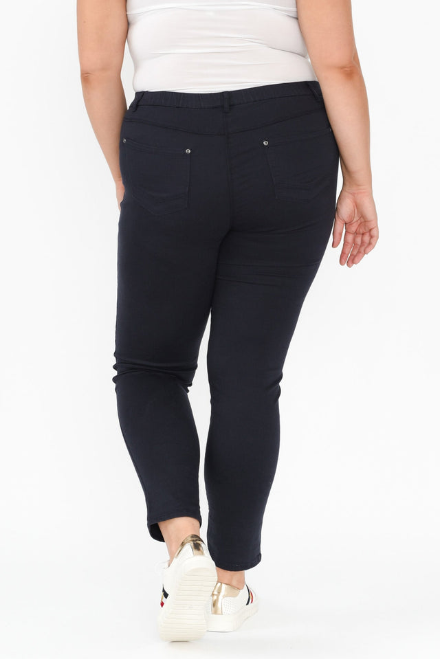 Reed Navy Stretch Cotton Pants,Brunette model,alt text|model:Gabby image 15