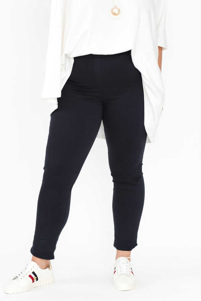 plus-size,curve-basics,curve-bottoms,plus-size-pants,plus-size-basic-bottoms,plus-size-winter-clothing,plus-size-work-edit,alt text|model:Gabby