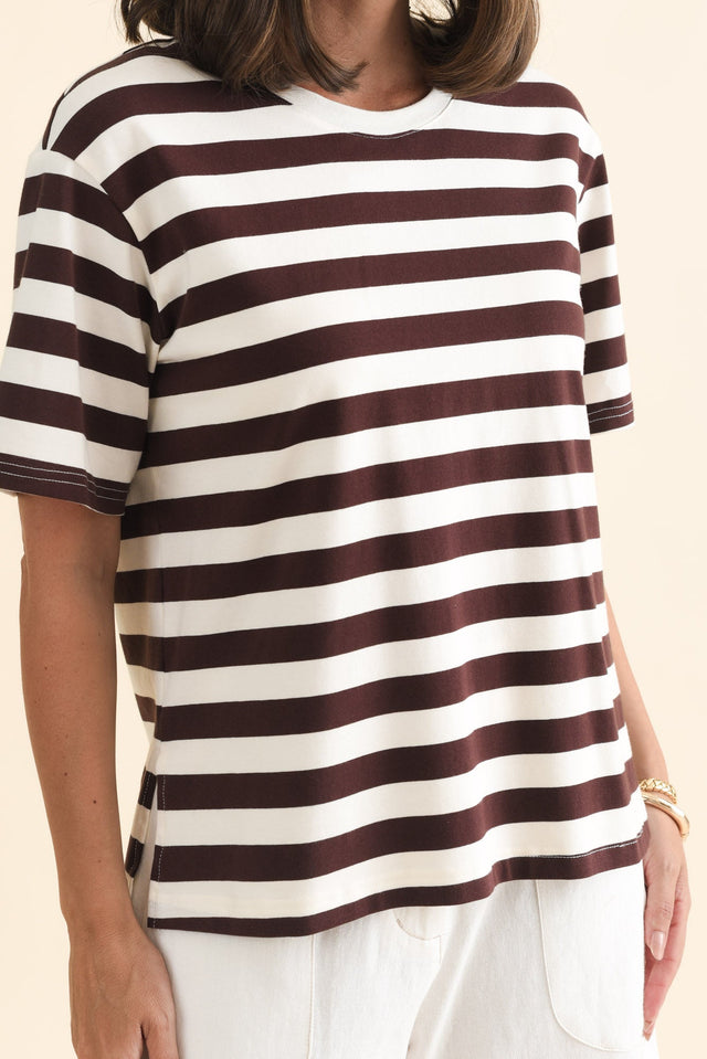 alt text|model:MJ image 6