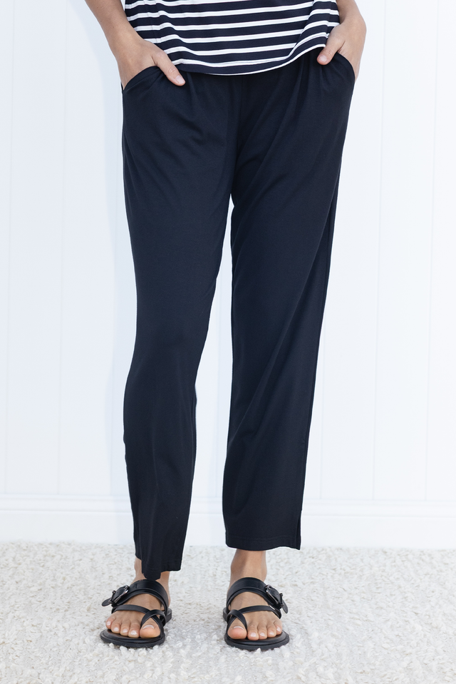 Lopez Black Pocket Pants,Brunette model, Lifestyle