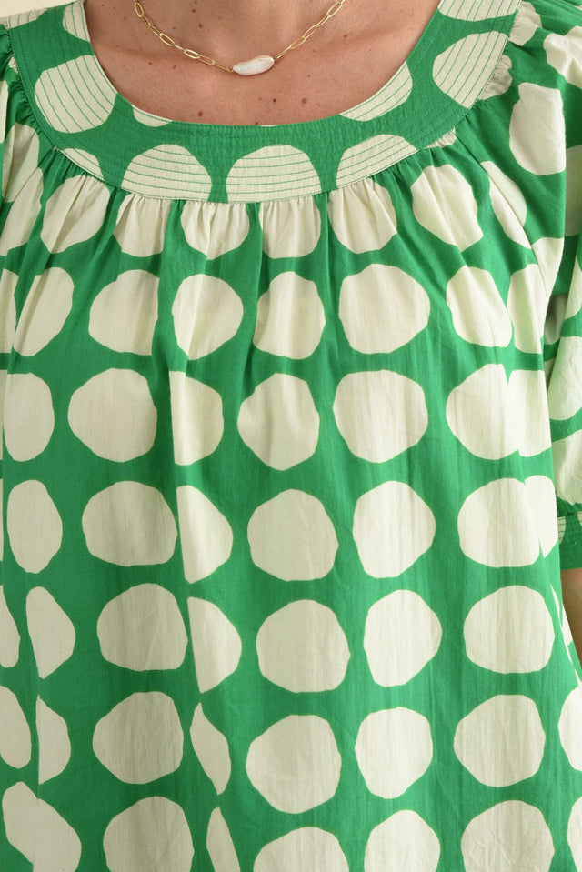 Rhea Green Spot Cotton Top,Detail,Brunette model,alt text|model:MJ image 5