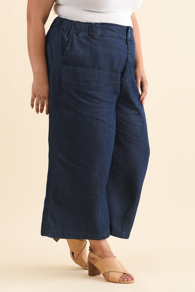 Rio Dark Blue Lyocell Relaxed Pants,Brunette model,alt text|model:Gabby image 12