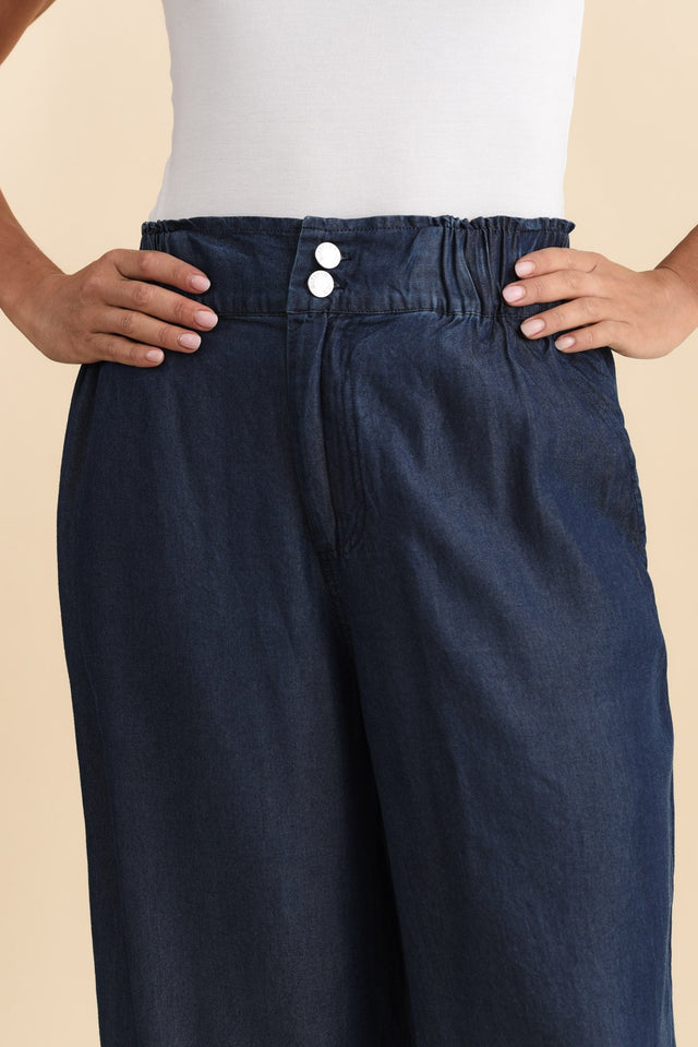 Rio Dark Blue Lyocell Relaxed Pants,Brunette model,alt text|model:Brontie image 7
