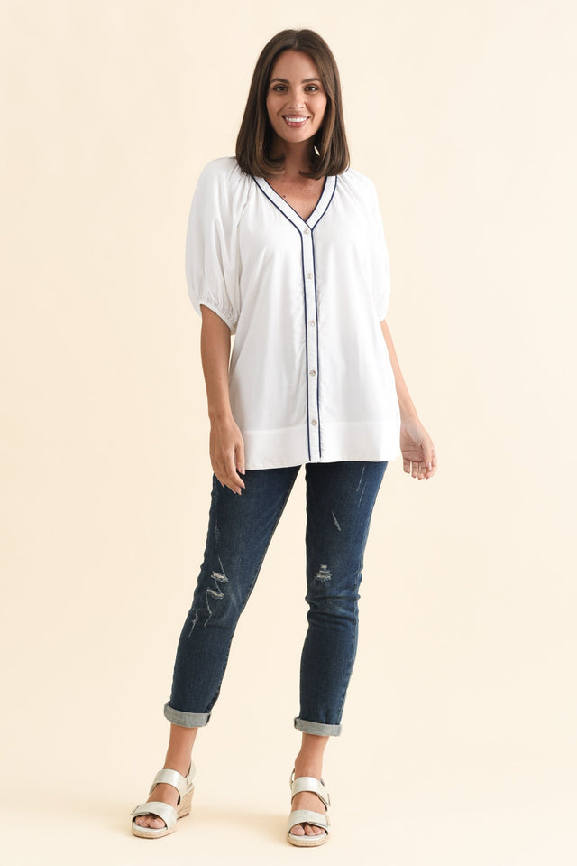 alt text|model:MJ image 3