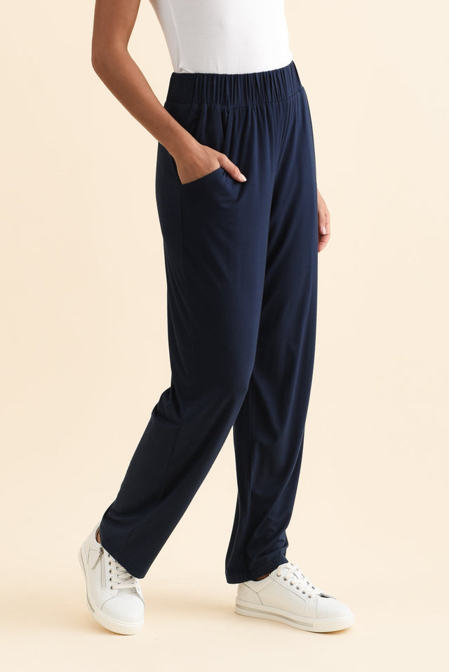 Rosella Navy Bamboo Pants,Brunette model,alt text|model:Brontie image 4