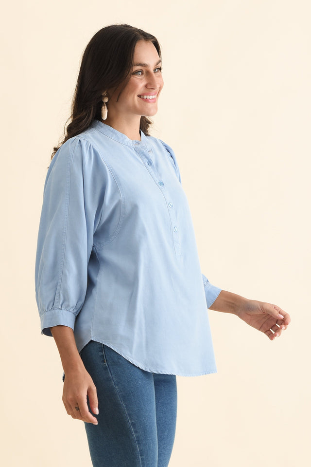 Rowan Blue Lyocell Puff Sleeve Shirt,Brunette model,alt text|model:Brontie image 4