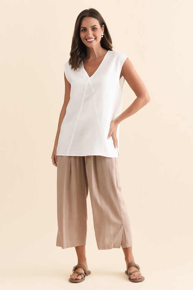 Roxie White Linen Blend V Neck Tank,Brunette model,alt text|model:MJ image 4