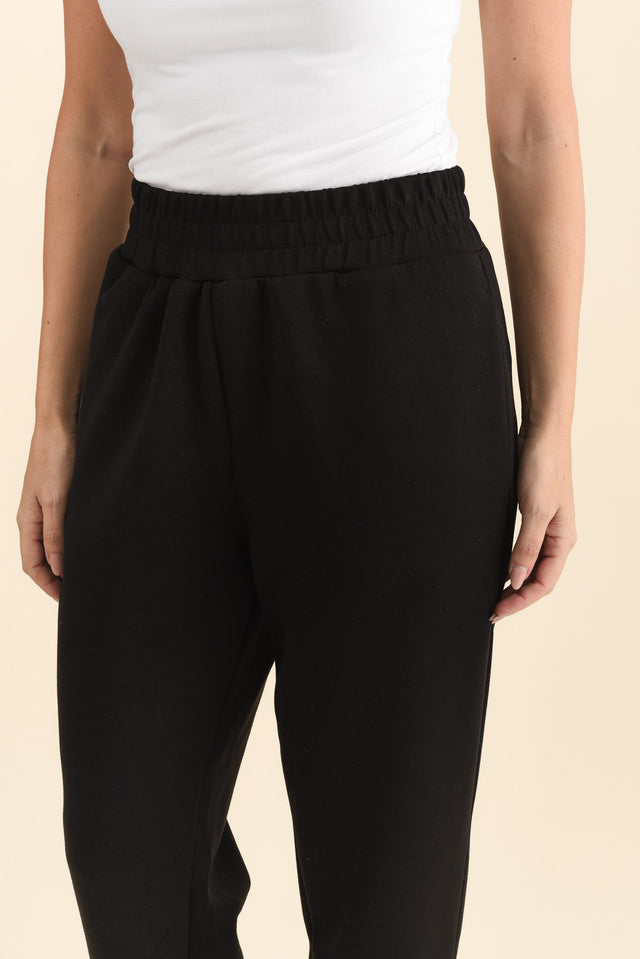 Sabi Black Relaxed Sweatpants,Brunette model,alt text|model:MJ image 6