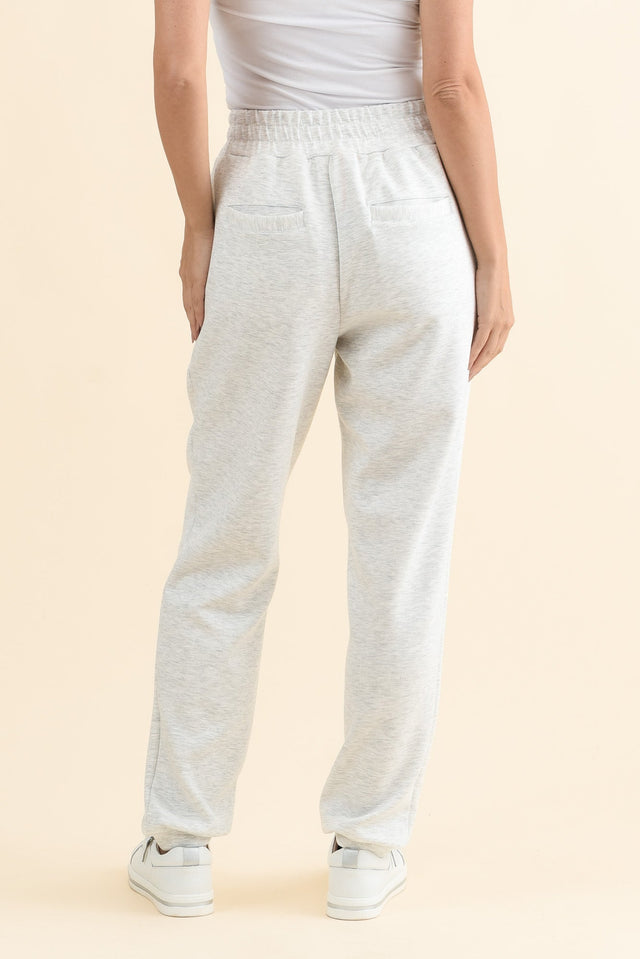 Sabi Grey Relaxed Sweatpants,Brunette model,alt text|model:MJ image 6
