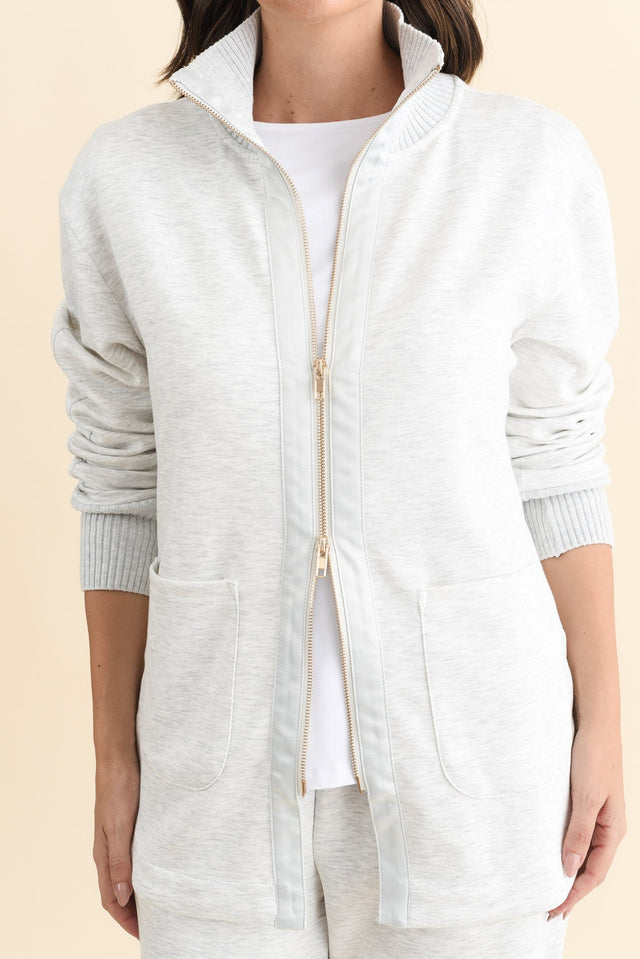 Sabi Grey Zip Sweatshirt,Brunette model,alt text|model:MJ image 7