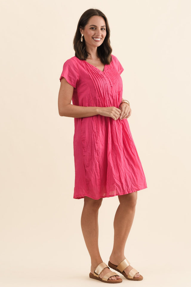 Sabina Fuchsia Crinkle Cotton Dress,Brunette model,alt text|model:MJ image 6