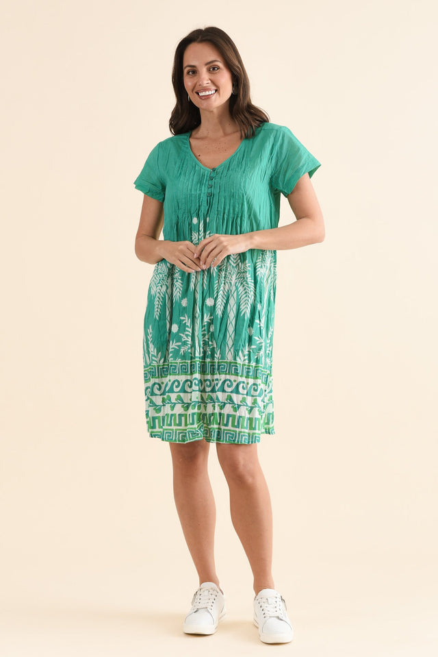 Sabina Green Beach Crinkle Cotton Dress,Full Body,Brunette model,alt text|model:MJ image 6