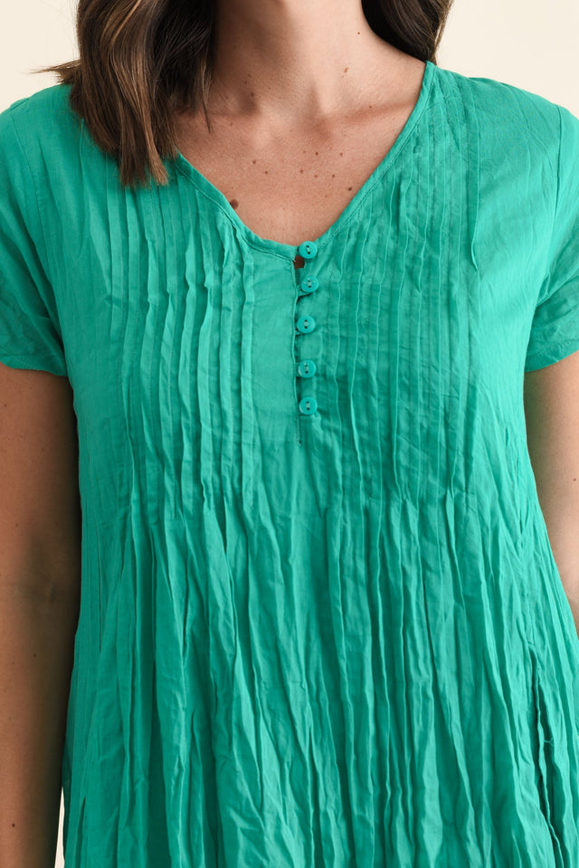 Sabina Green Crinkle Cotton Dress,Brunette model,alt text|model:MJ image 8