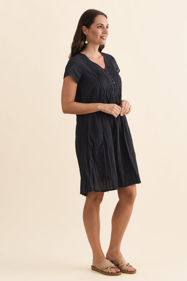 Sabina Navy Crinkle Cotton Dress,Brunette model,alt text|model:MJ image 5