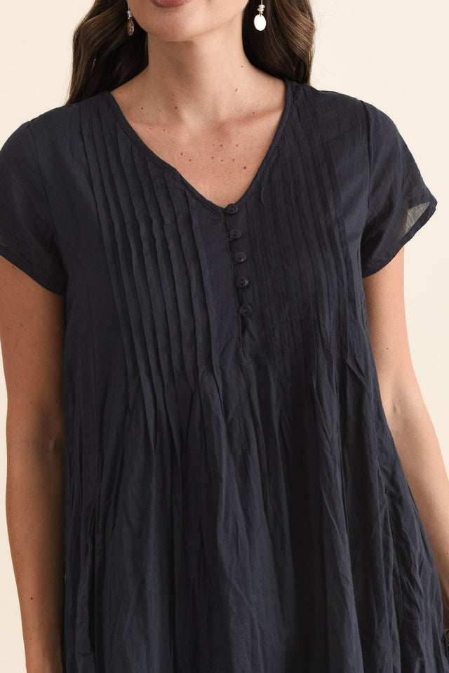 Sabina Navy Crinkle Cotton Dress,Brunette model,alt text|model:MJ image 7
